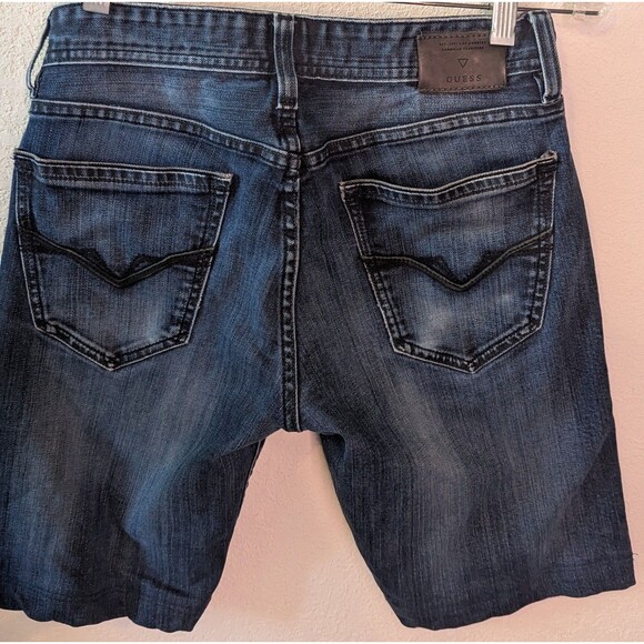 Guess Jeans Shorts Womens Size 29x9 Desmond Relaxed Straight Blue (179) - Picture 2 of 5